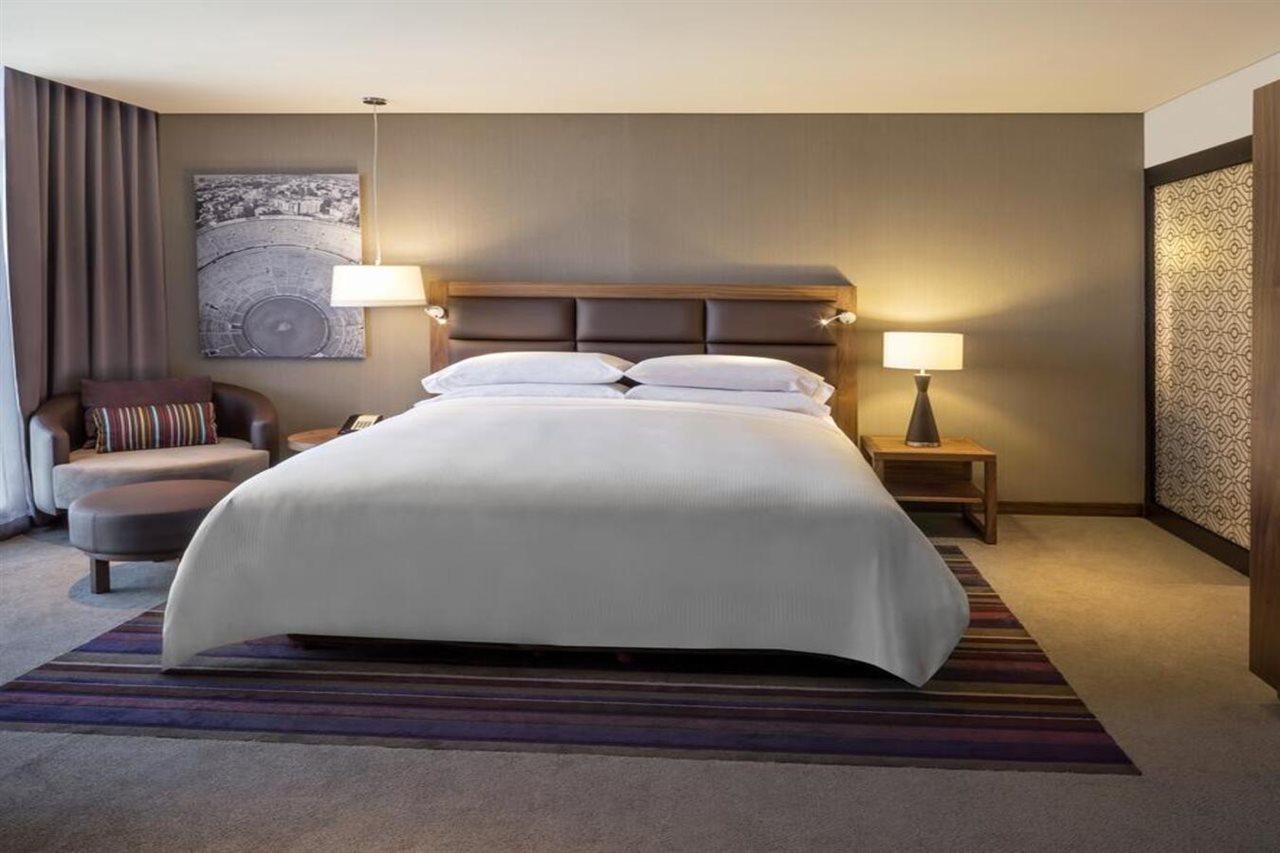Fiesta Americana Mexico Toreo Esterno foto A bedroom at the hotel