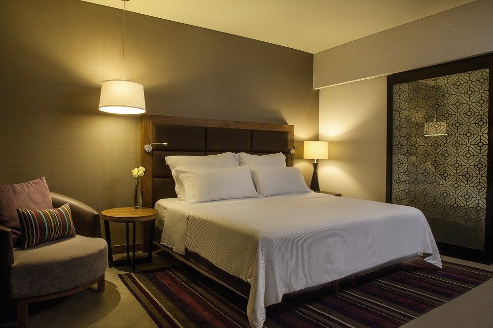 Fiesta Americana Mexico Toreo Esterno foto A bedroom at the hotel