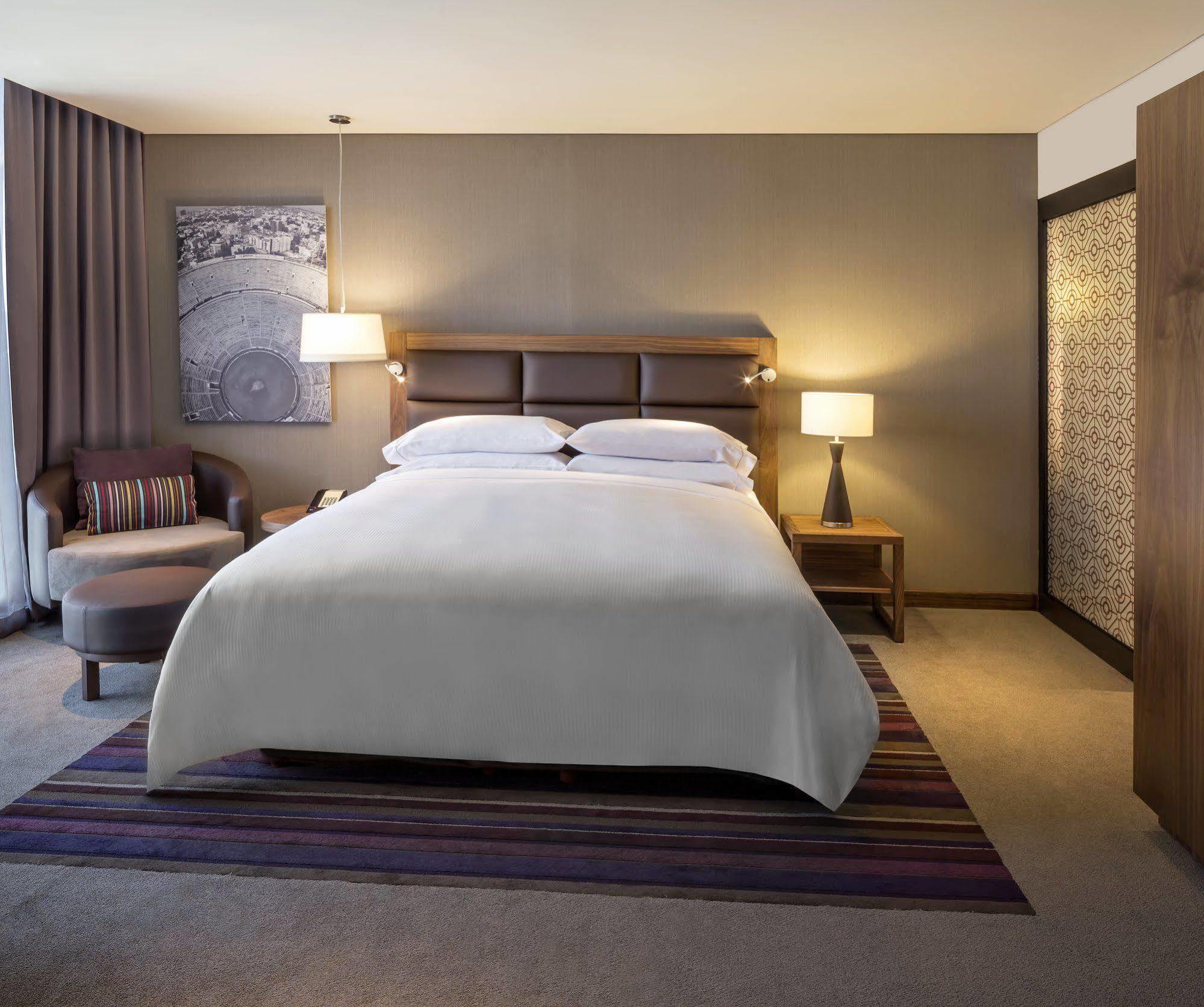 Fiesta Americana Mexico Toreo Esterno foto A bedroom at the hotel