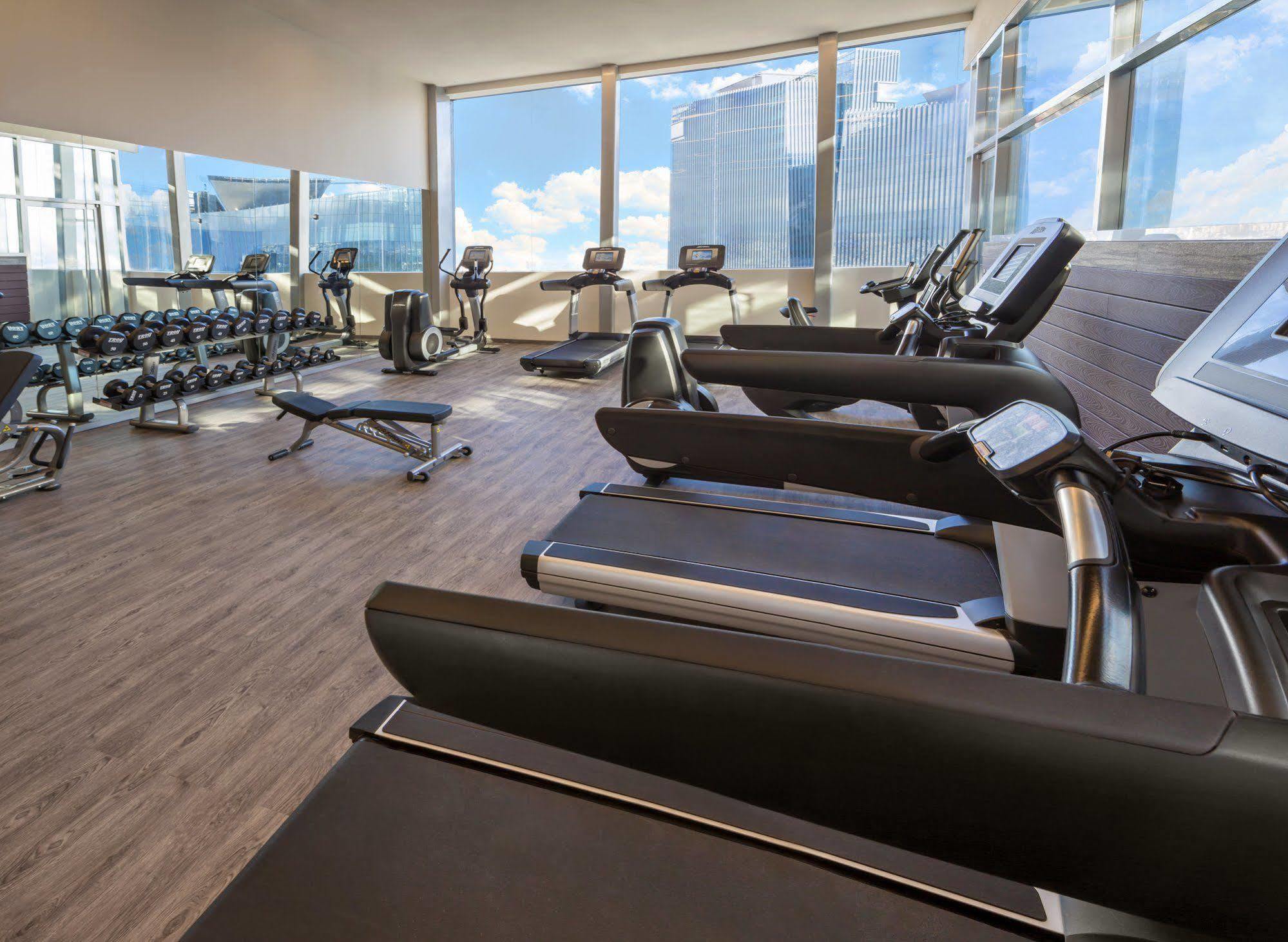 Fiesta Americana Mexico Toreo Esterno foto The gym at the 1000 Museum